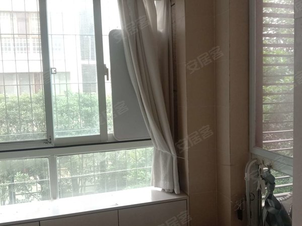 連云港同科匯豐國(guó)際二手房房?jī)r(jià)走勢(shì)誰知道