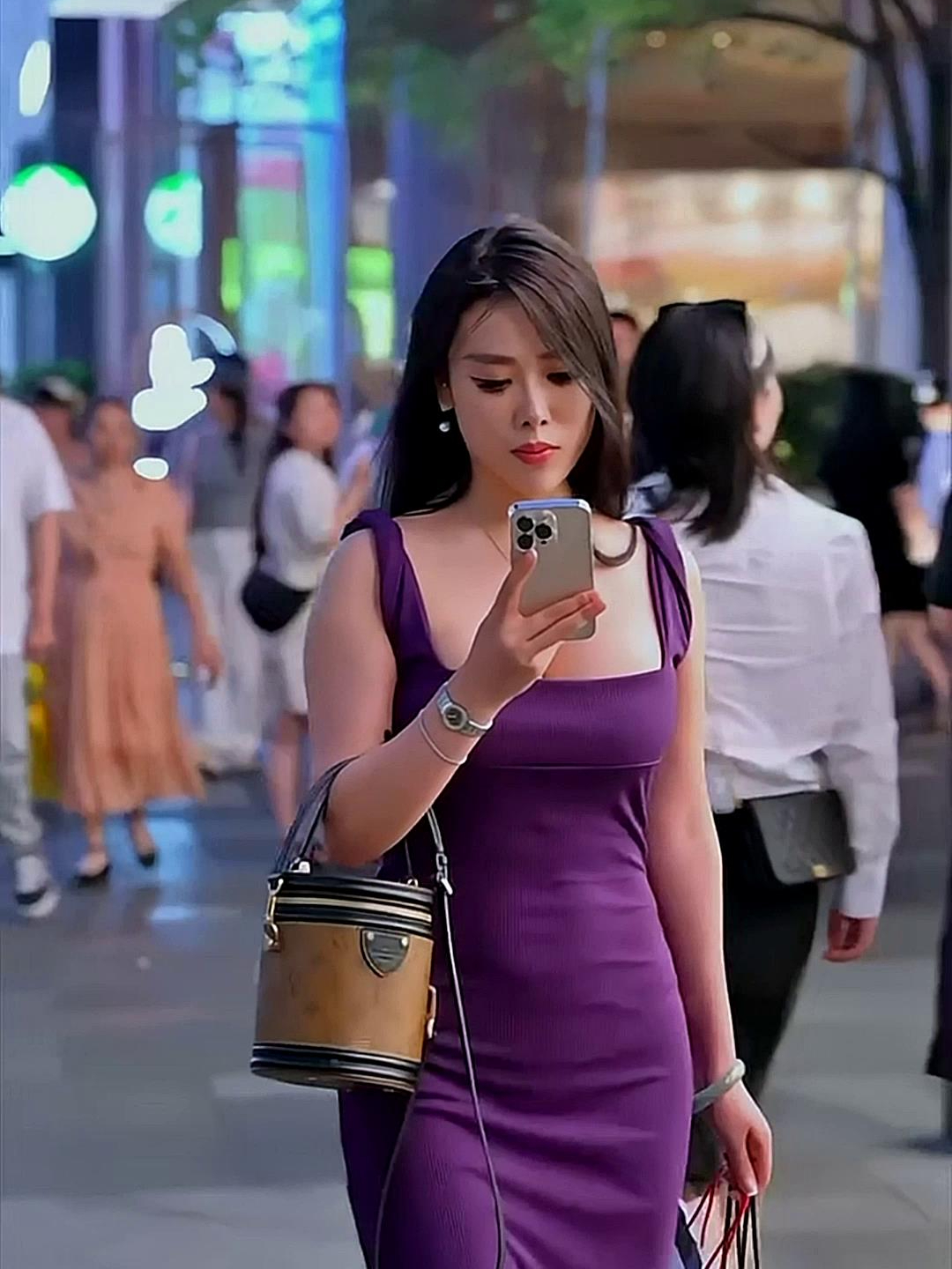 魔鬼身材時尚魅惑最吸引女性卡片推薦_東莞數(shù)碼相機行情