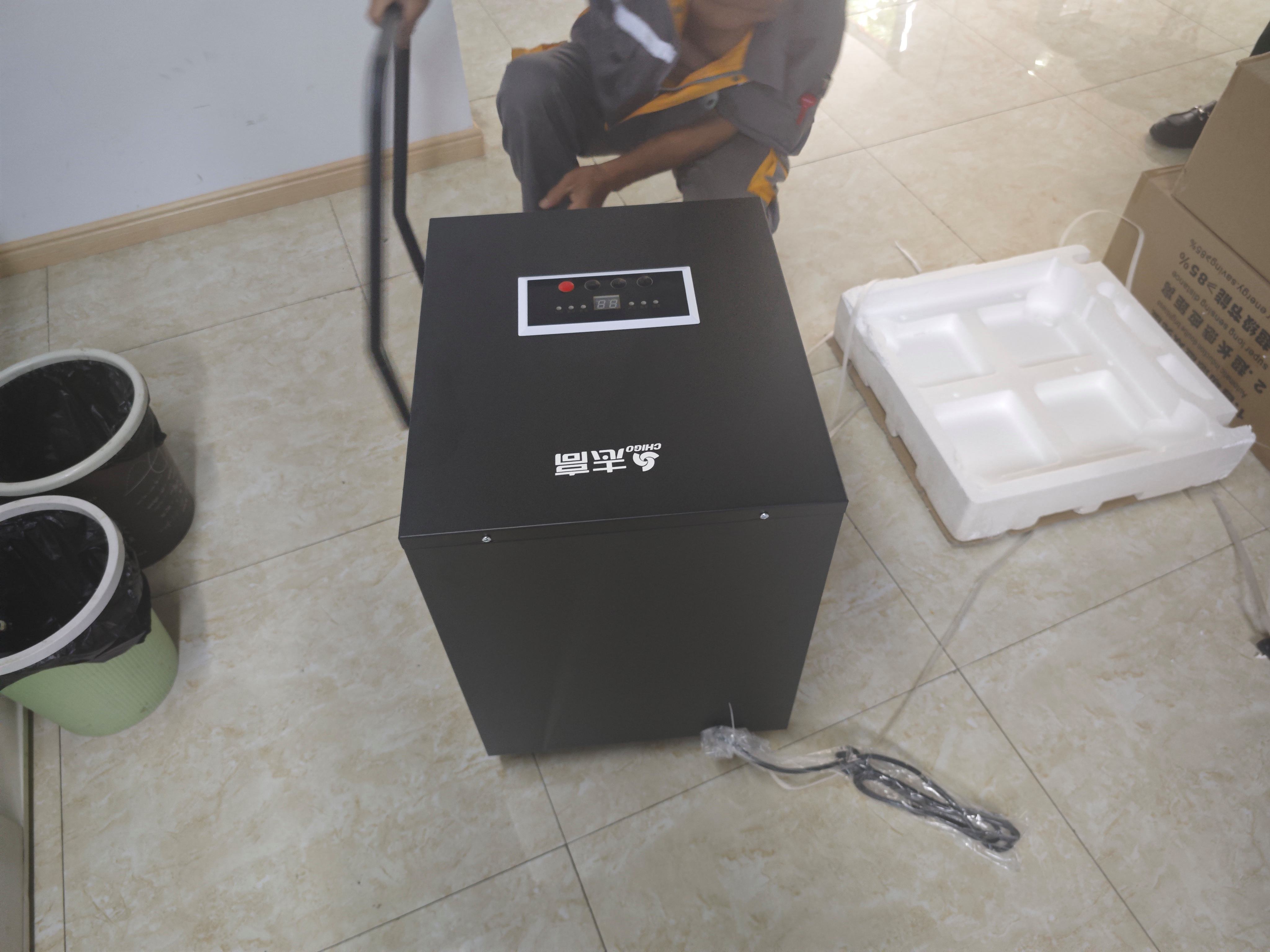 別墅地下室專(zhuān)用除濕機(jī)選擇什么品牌的比較好