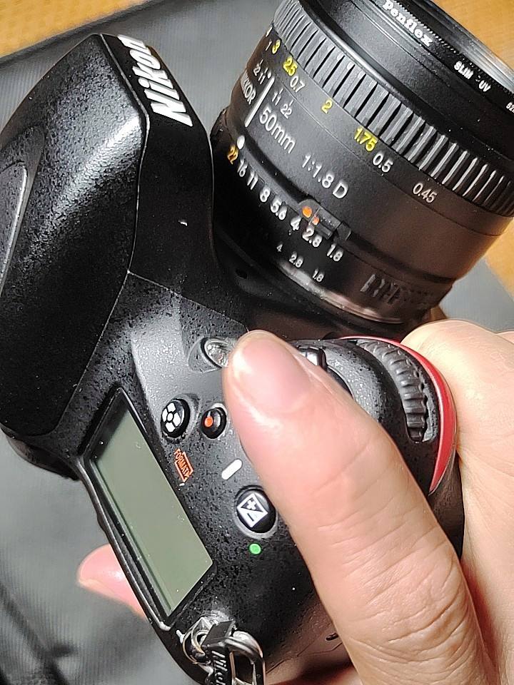 尼康(Nikon)D810單機(jī)數(shù)碼相機(jī)外觀性能評測