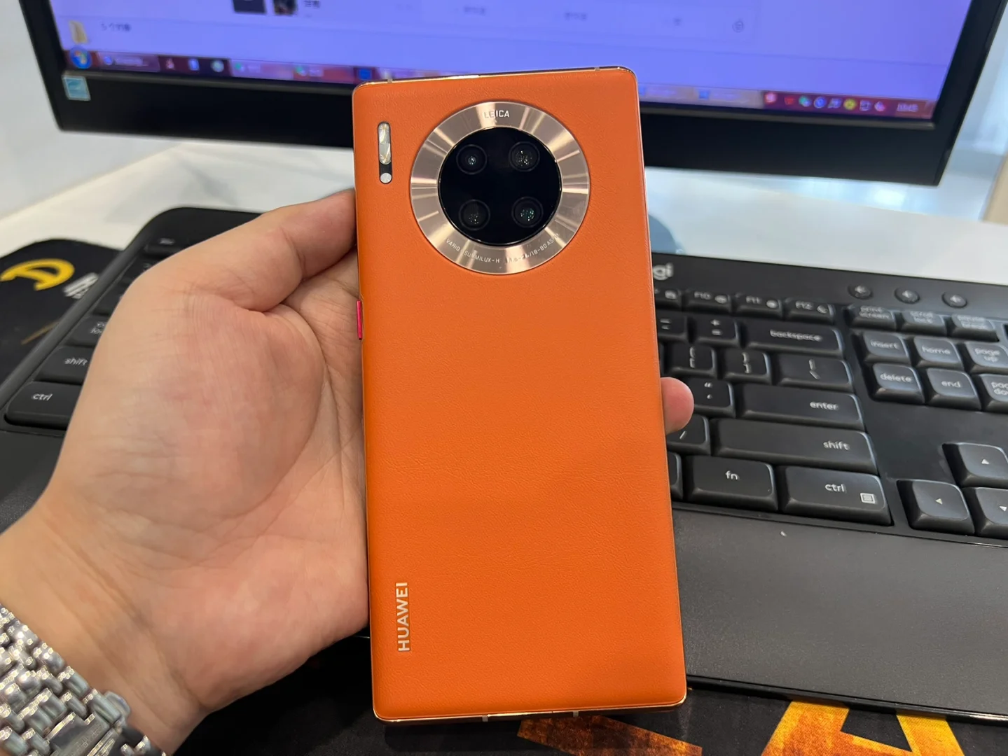 華為mate30Pro5G丹霞橙,美爆了頭條