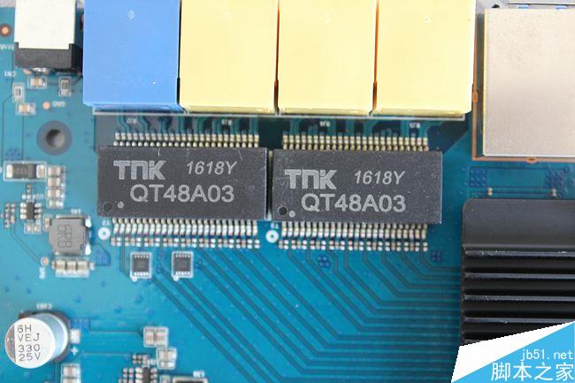 誰用過極路由4的增強(qiáng)版啊,和極四具體是什么不同啊。