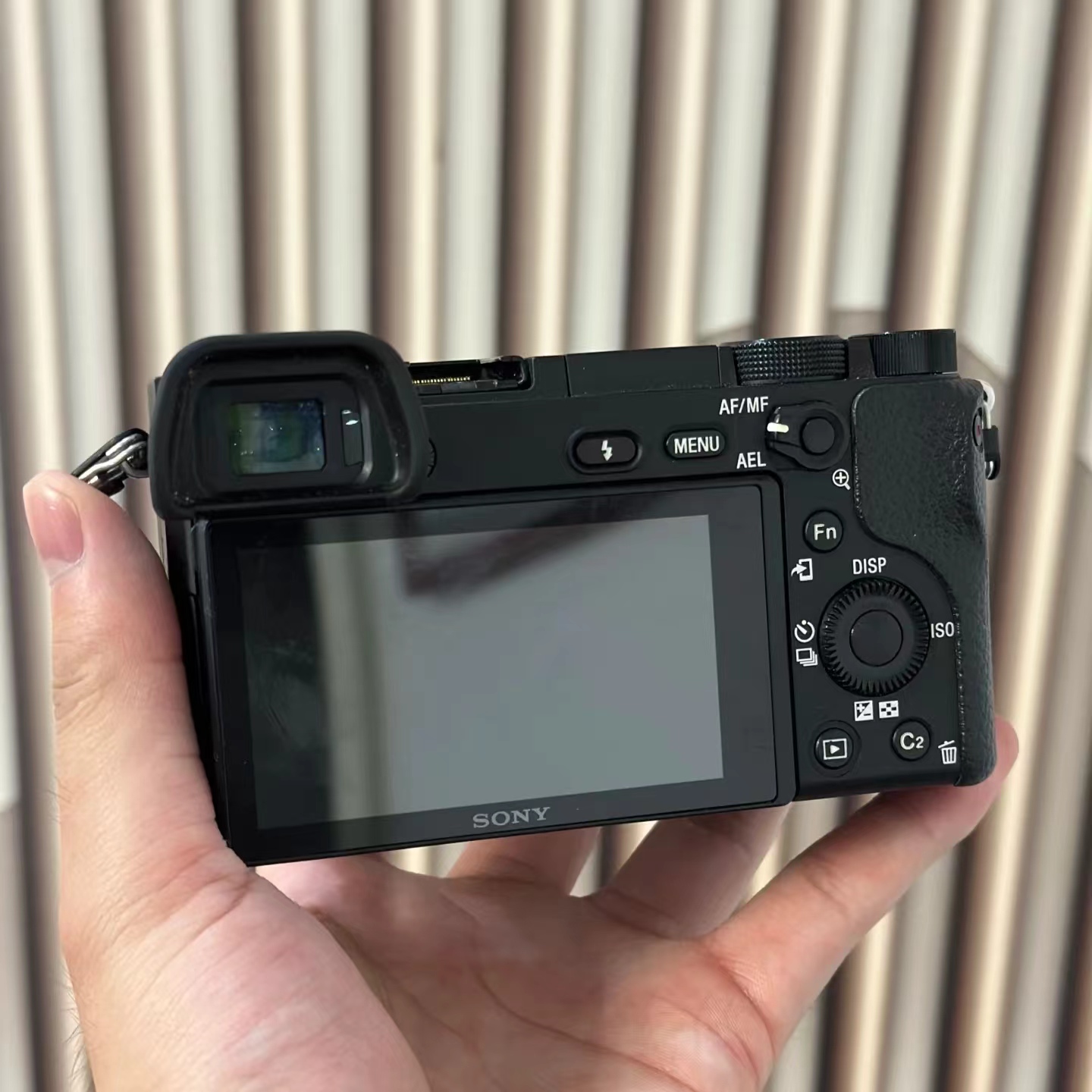索尼A6700和索尼A6400(單機(jī))綜合對比