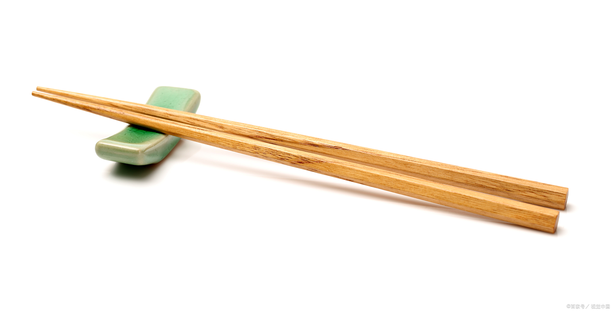 合金筷子對(duì)人身體有害嗎?合金筷子的優(yōu)點(diǎn)和缺點(diǎn)