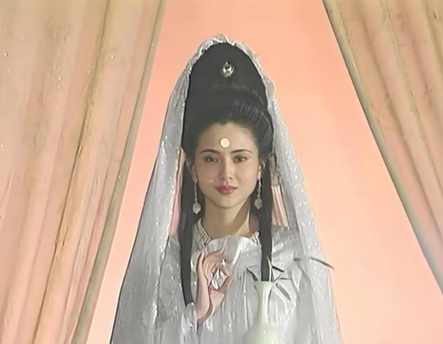 妙善公主是觀音菩薩來(lái)歷傳說(shuō)是三公主三姐妹三皇姑佛像