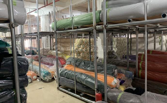 江蘇常熟招商城金谷布匹市場:店面租賃,布匹批發(fā),零售