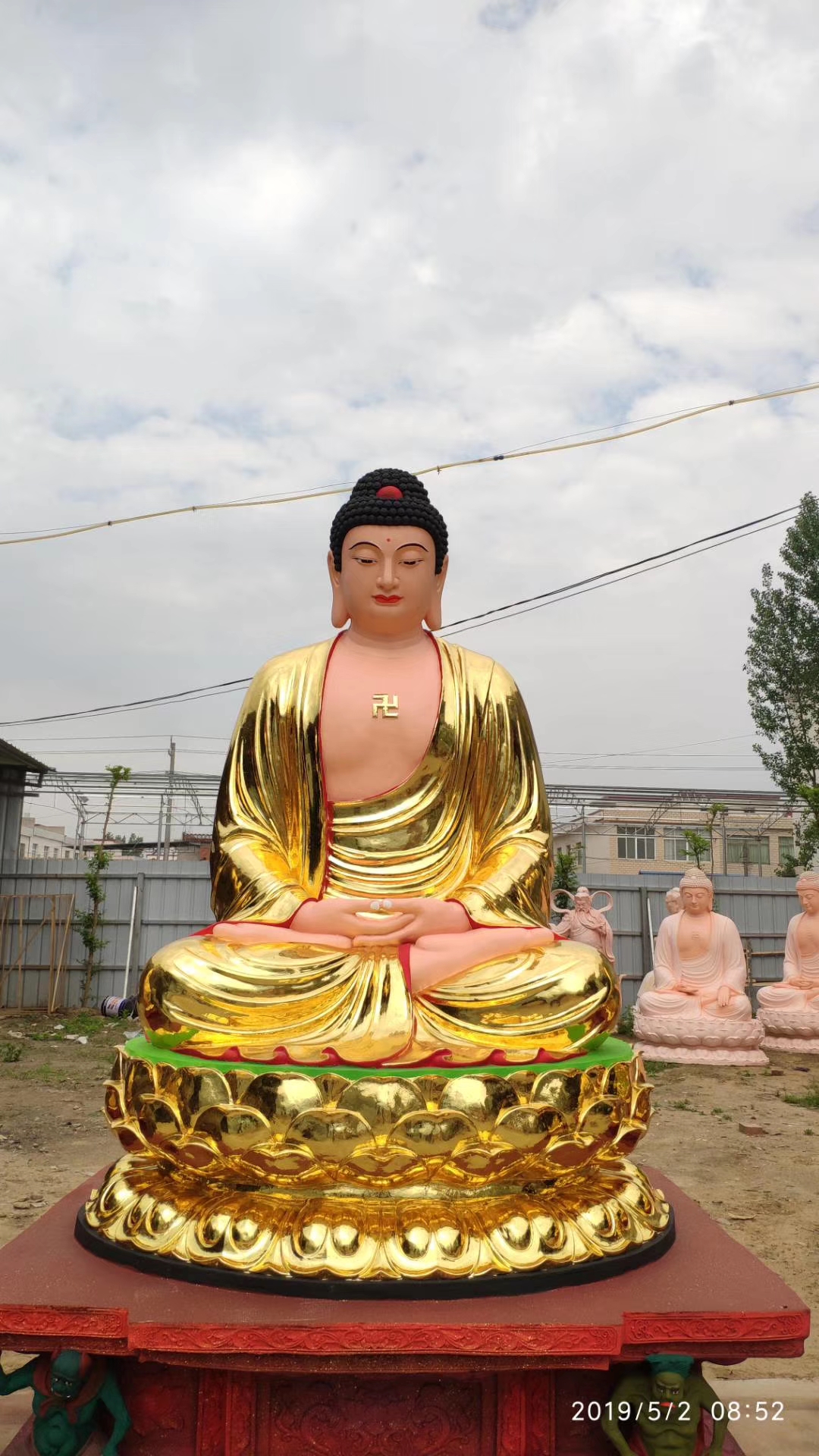 藥師佛亦稱藥師琉璃光如來大醫(yī)王佛三世佛玻璃鋼神像批發(fā)