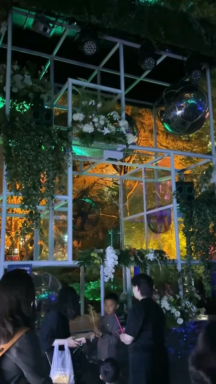 煙泡樹奇趣互動,獨特體驗,優(yōu)雅夢幻,如履仙境視頻