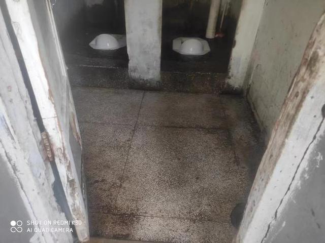 夢(mèng)見(jiàn)廁所堵了有積水代表什么是好的還是不好的呢
